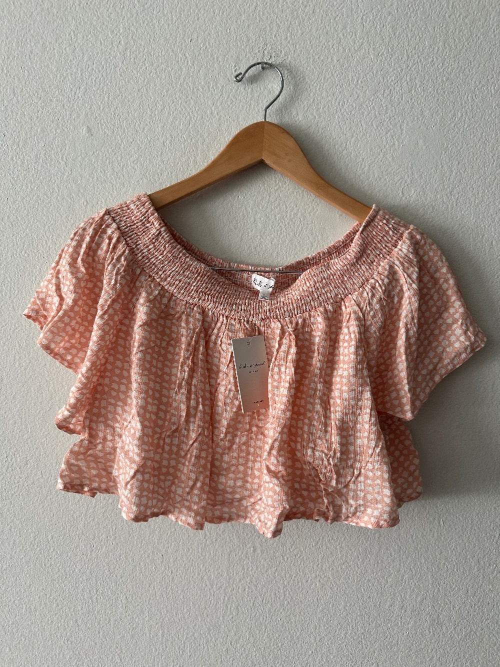 Kiwi + Punch Peach Smocked Off Shoulder Rayon Crop Top Women's Size L